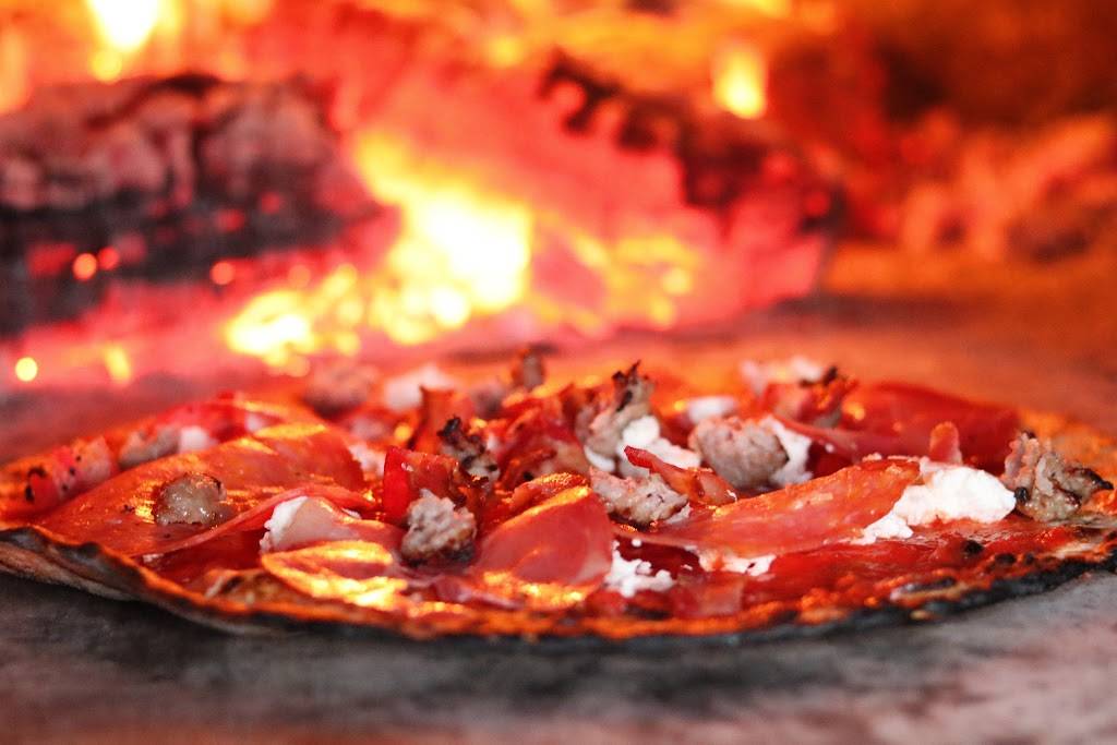 [PIZZA CATERING OFFICE] Newport Pizza Co. | restaurant | 140 Thames St 3rd Floor, Newport, RI 02840, USA | 4016827576 OR +1 401-682-7576