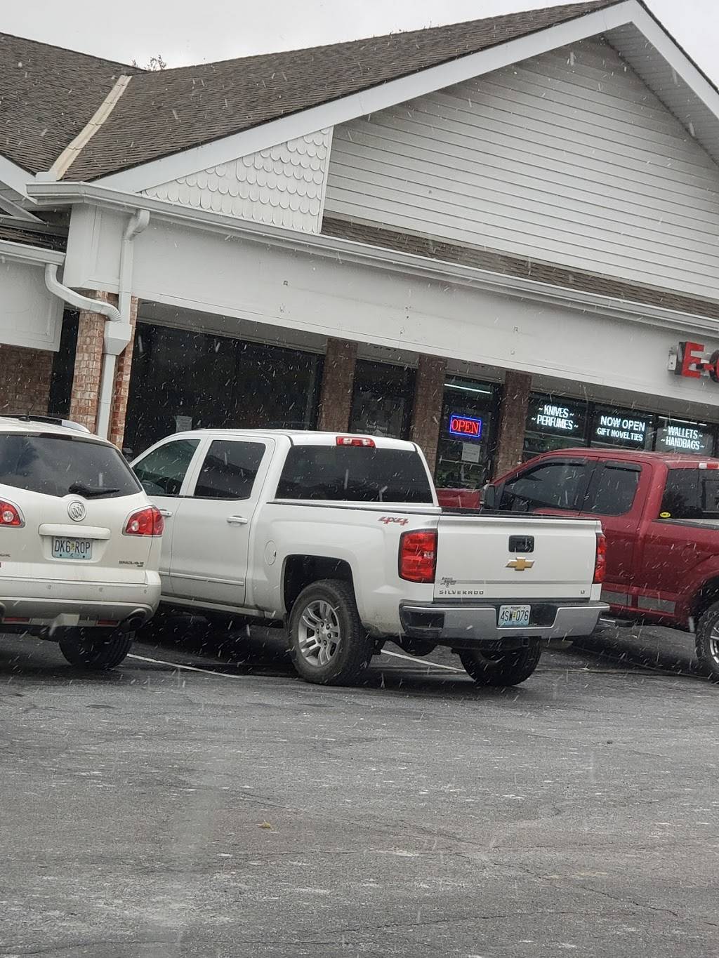 Little Caesars Pizza | meal takeaway | 5722 NE Antioch Rd, Gladstone, MO 64119, USA | 8164530000 OR +1 816-453-0000