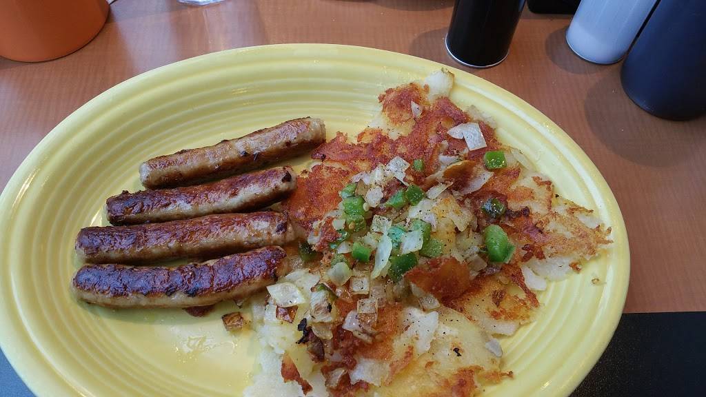 Clique | restaurant | 1326 E Jefferson Ave, Detroit, MI 48207, USA | 3132590922 OR +1 313-259-0922