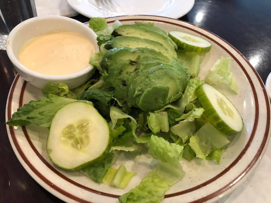 Basil Restaurant | restaurant | 142 Howe St, New Haven, CT 06511, USA | 2038654000 OR +1 203-865-4000