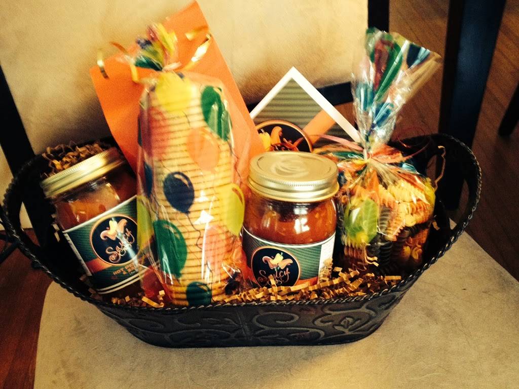 Saucy Girls of York | restaurant | 34 W Philadelphia St, York, PA 17401, USA | 7178917944 OR +1 717-891-7944