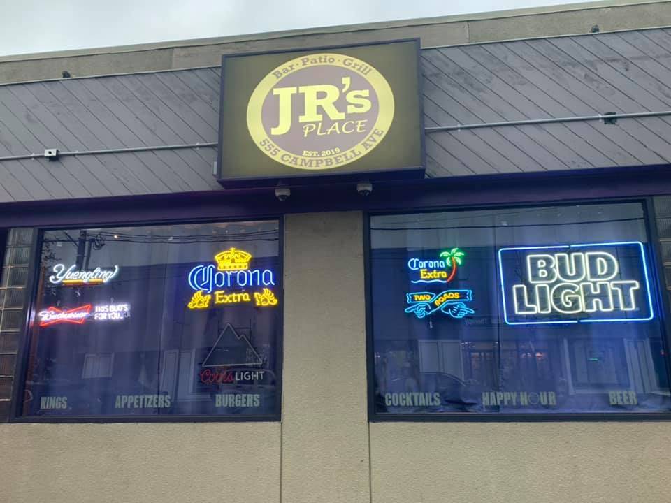 JRs Place | restaurant | 555 Campbell Ave, West Haven, CT 06516, USA | 2035072130 OR +1 203-507-2130