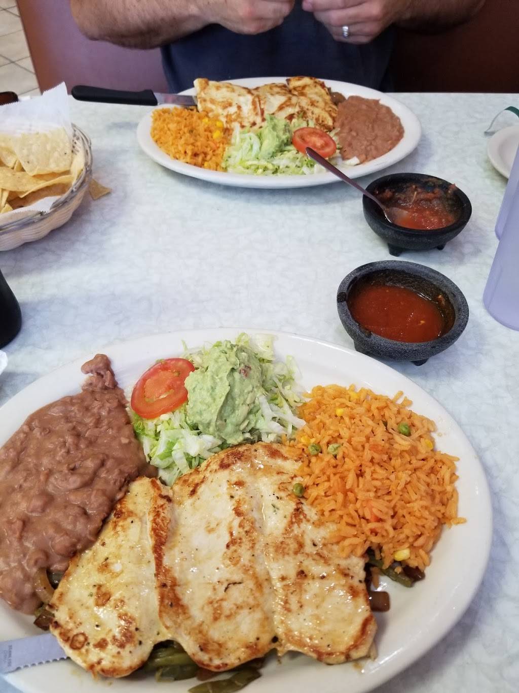 Los Compadres Mexican Restaurant | restaurant | 8302 N Eldridge Pkwy #100, Houston, TX 77041, USA | 2818071095 OR +1 281-807-1095
