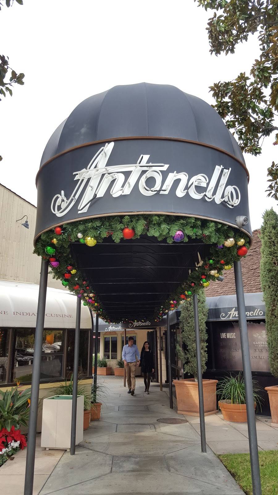 Antonello Ristorante | restaurant | 3800 S Plaza Dr, Santa Ana, CA 92704, USA | 7147517153 OR +1 714-751-7153