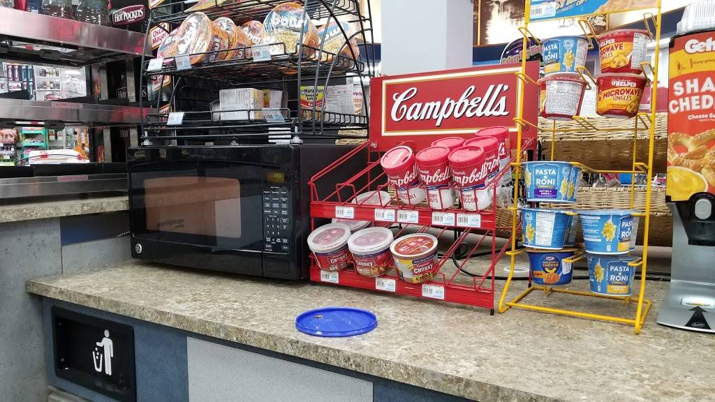 Dunkin | bakery | 1171 S Wisconsin Dells Pkwy S, Lake Delton, WI 53940, USA | 6082541111 OR +1 608-254-1111