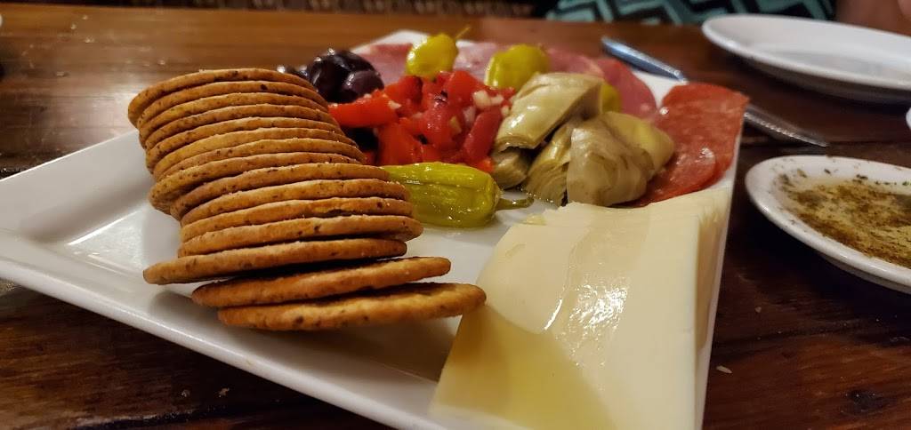 Tusconos | restaurant | 312 S Hudson St, Buckner, MO 64016, USA | 8166508284 OR +1 816-650-8284