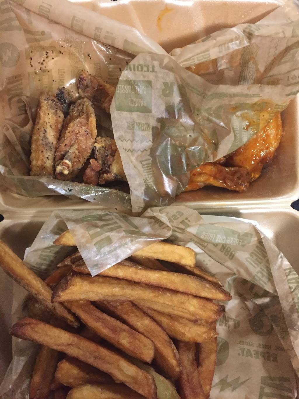 Wingstop | restaurant | 7201 Natural Bridge Rd Ste B, Normandy, MO 63121, USA | 3143899464 OR +1 314-389-9464