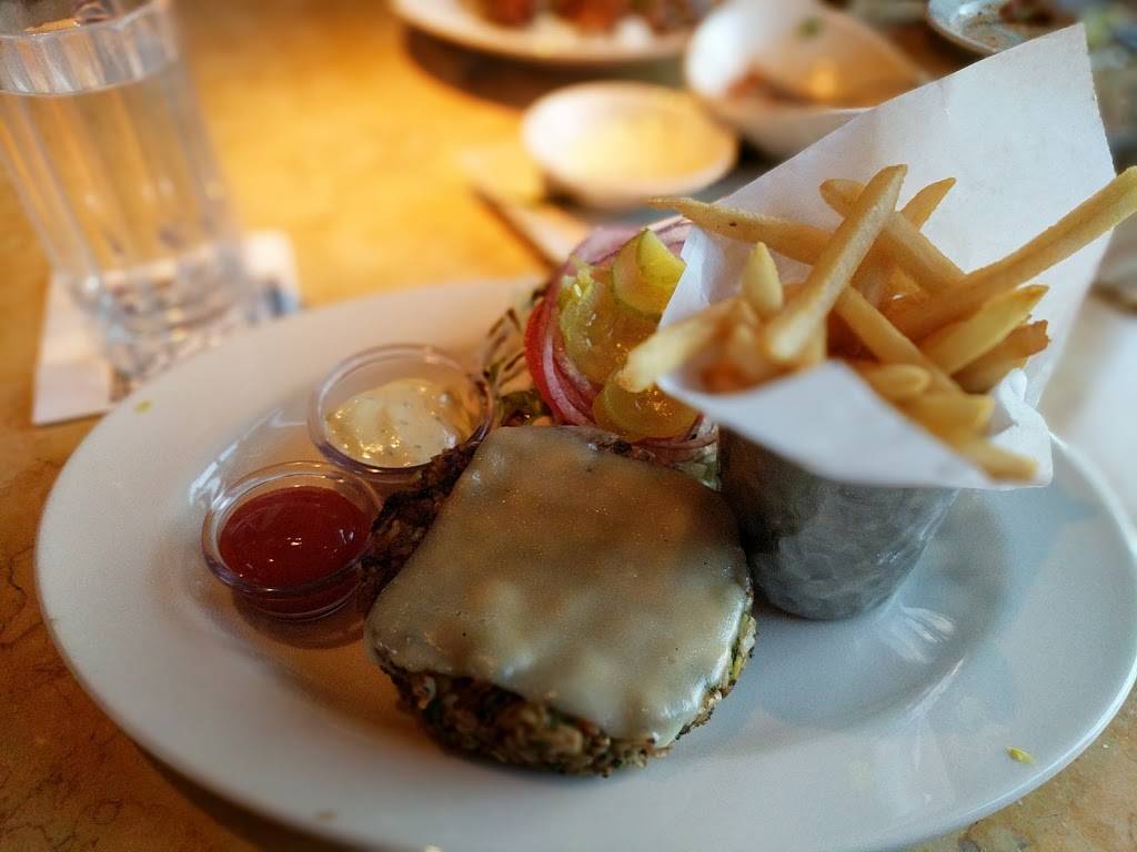 The Cheesecake Factory | restaurant | 3349 Monroe Ave, Loehmanns Plaza, NY 14618, USA | 5853818681 OR +1 585-381-8681