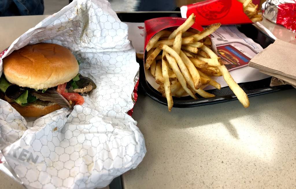 Wendys | restaurant | 10015 Farm to Market 1960 Bypass, Humble, TX 77338, USA | 2816774697 OR +1 281-677-4697