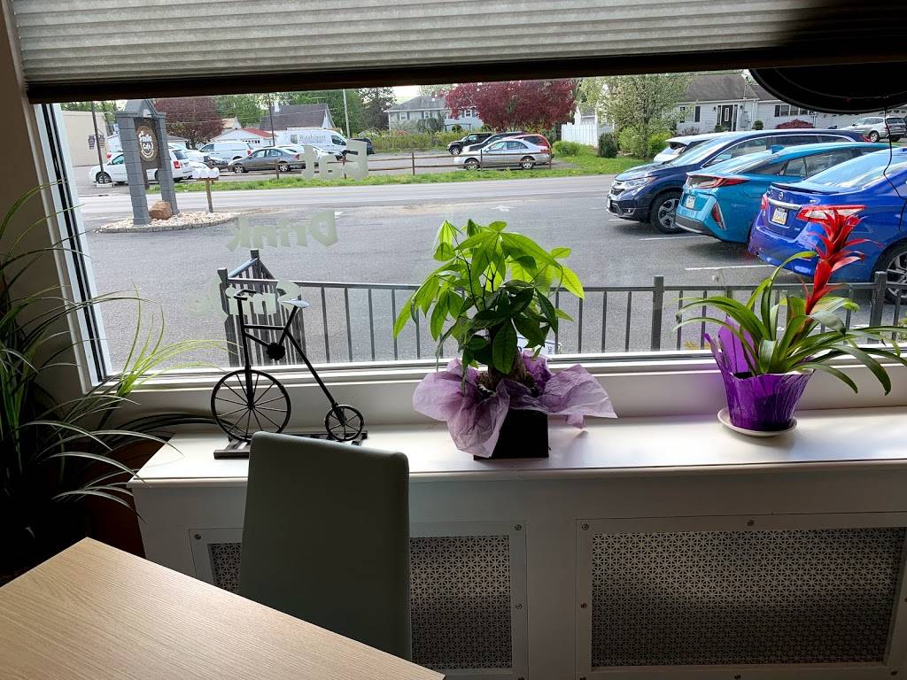 Smile Cafe Breakfast & Lunch | restaurant | 4198 William Penn Hwy, Easton, PA 18045, USA | 6104381686 OR +1 610-438-1686