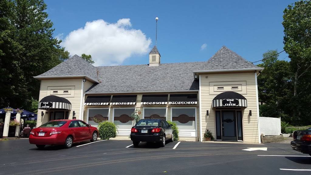 Wine & Cheese | restaurant | 1861 Smith St, North Providence, RI 02911, USA | 4013493446 OR +1 401-349-3446
