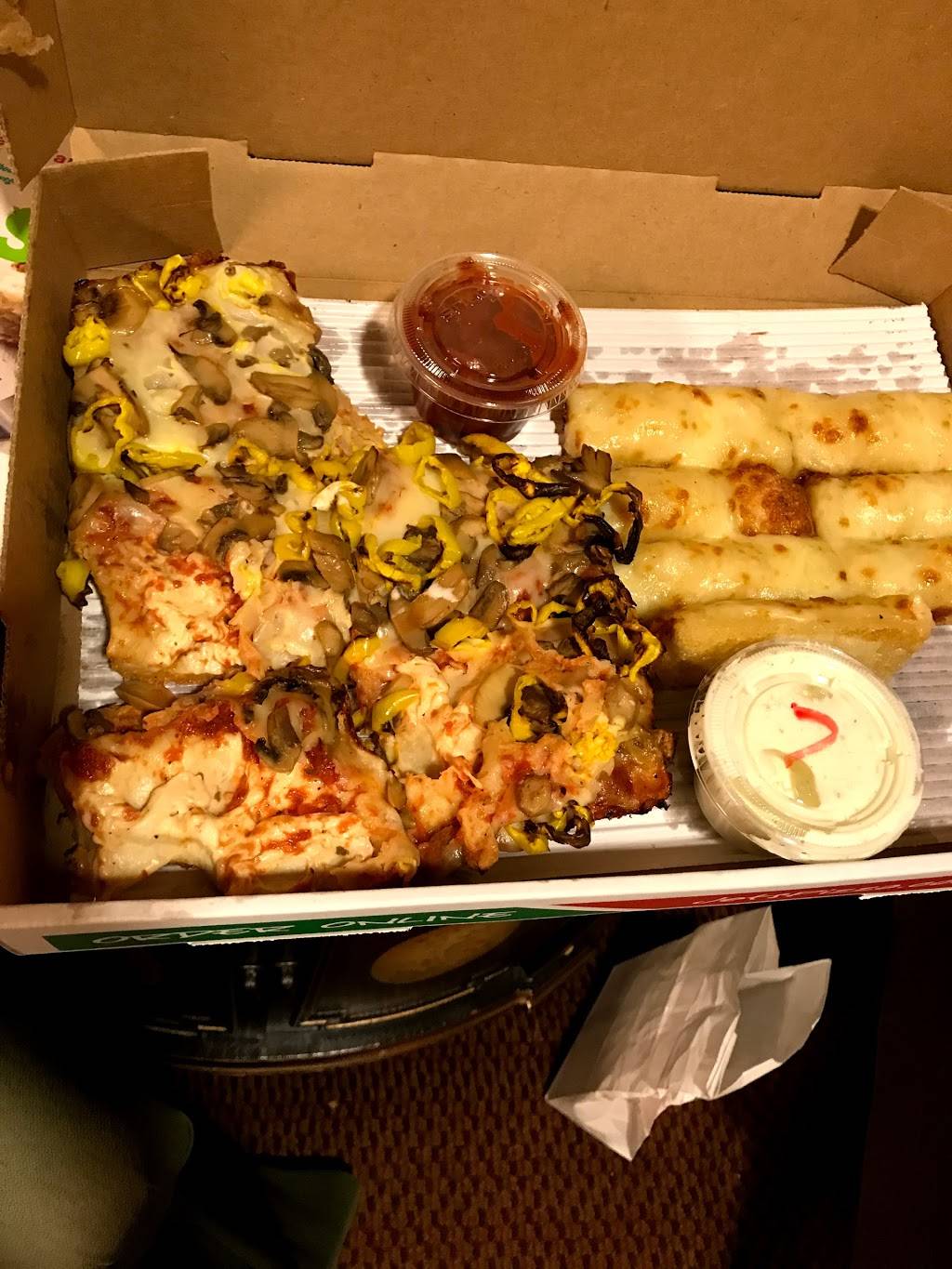 Jets Pizza | meal delivery | 1225 Summit Dr, Lapeer, MI 48446, USA | 8106675387 OR +1 810-667-5387