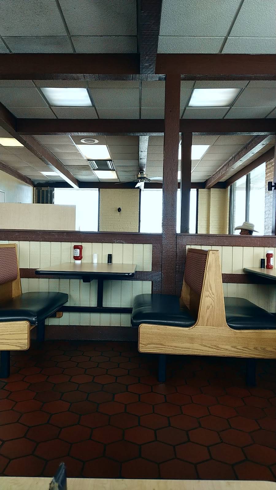 Dairy Queen Store | restaurant | 1601 W Washington St, Stephenville, TX 76401, USA | 2549682106 OR +1 254-968-2106