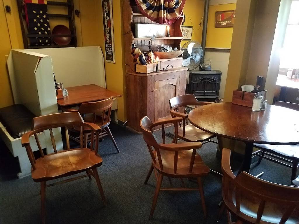 Olde Post Restaurant | restaurant | 15 Chester St, Chester, NH 03036, USA | 6038879971 OR +1 603-887-9971