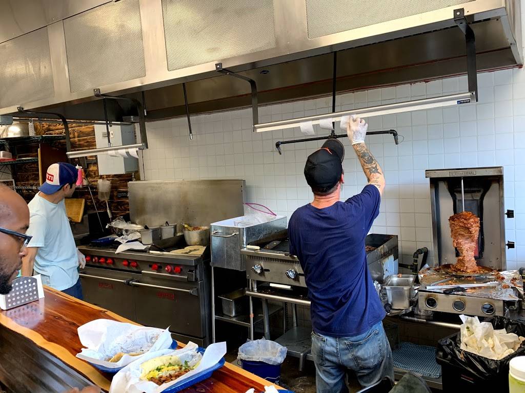 Vaquero Taquero | restaurant | 104 E 31st St, Austin, TX 78705, USA | 5123665578 OR +1 512-366-5578