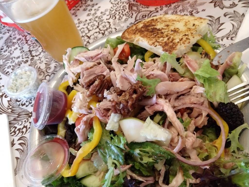 Salinas City BBQ | restaurant | 700 W Market St, Salinas, CA 93901, USA | 8317582227 OR +1 831-758-2227