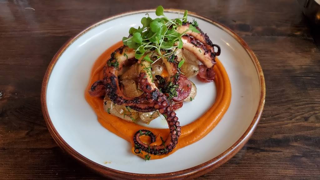 Fishbone Kitchen + Bar | restaurant | 302 Wellington St E #7, Aurora, ON L4G 1J5, Canada | 9055036146 OR +1 905-503-6146