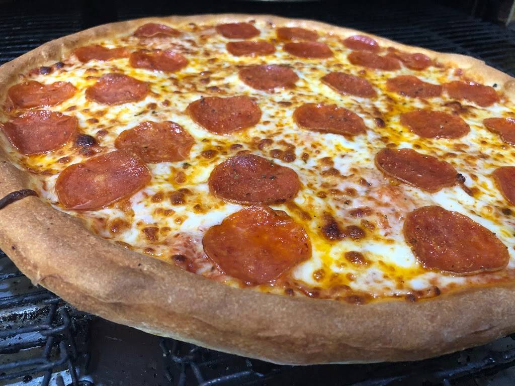 Big Rols Pizza | meal takeaway | 10721 Atlantic Ave suite d, Lynwood, CA 90262, USA | 3106039996 OR +1 310-603-9996