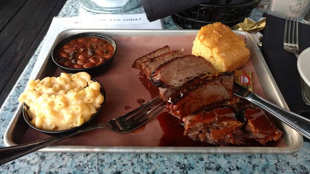 Tavern On the Hill | restaurant | 100 Mountain Rd, Easthampton, MA 01027, USA | 4134931700 OR +1 413-493-1700