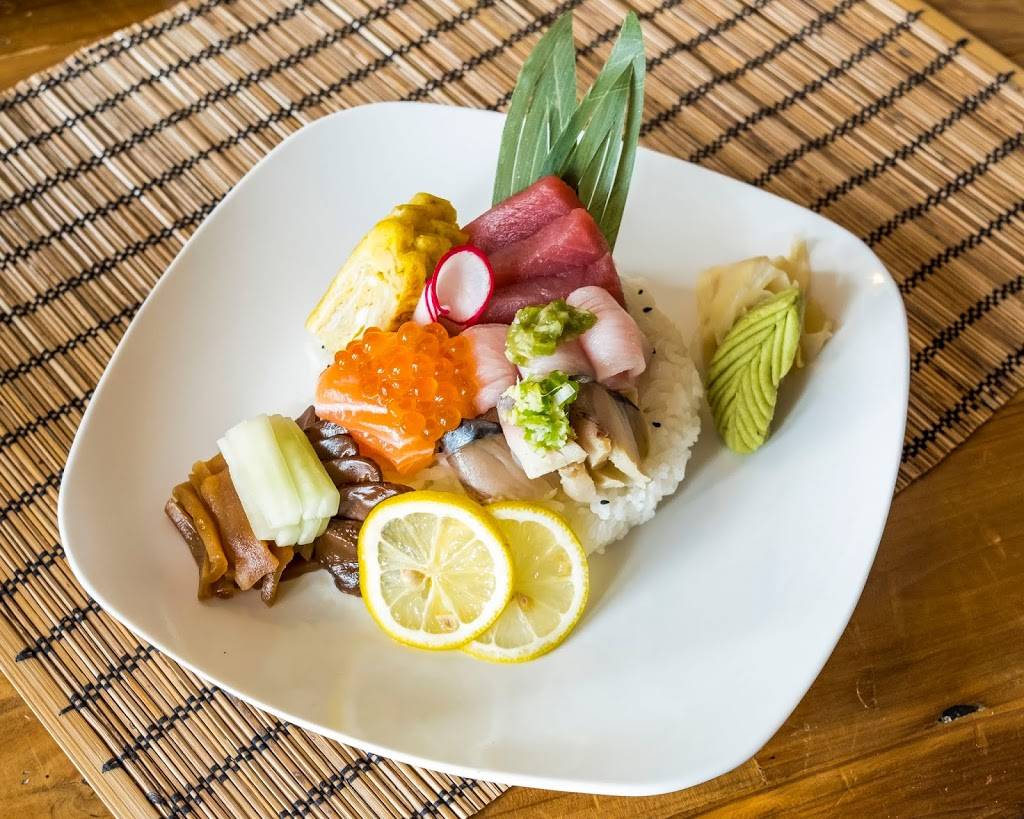 Takohachi Japanese Restaurant | restaurant | 3249 Columbia Pike, Arlington, VA 22204, USA | 5713127678 OR +1 571-312-7678