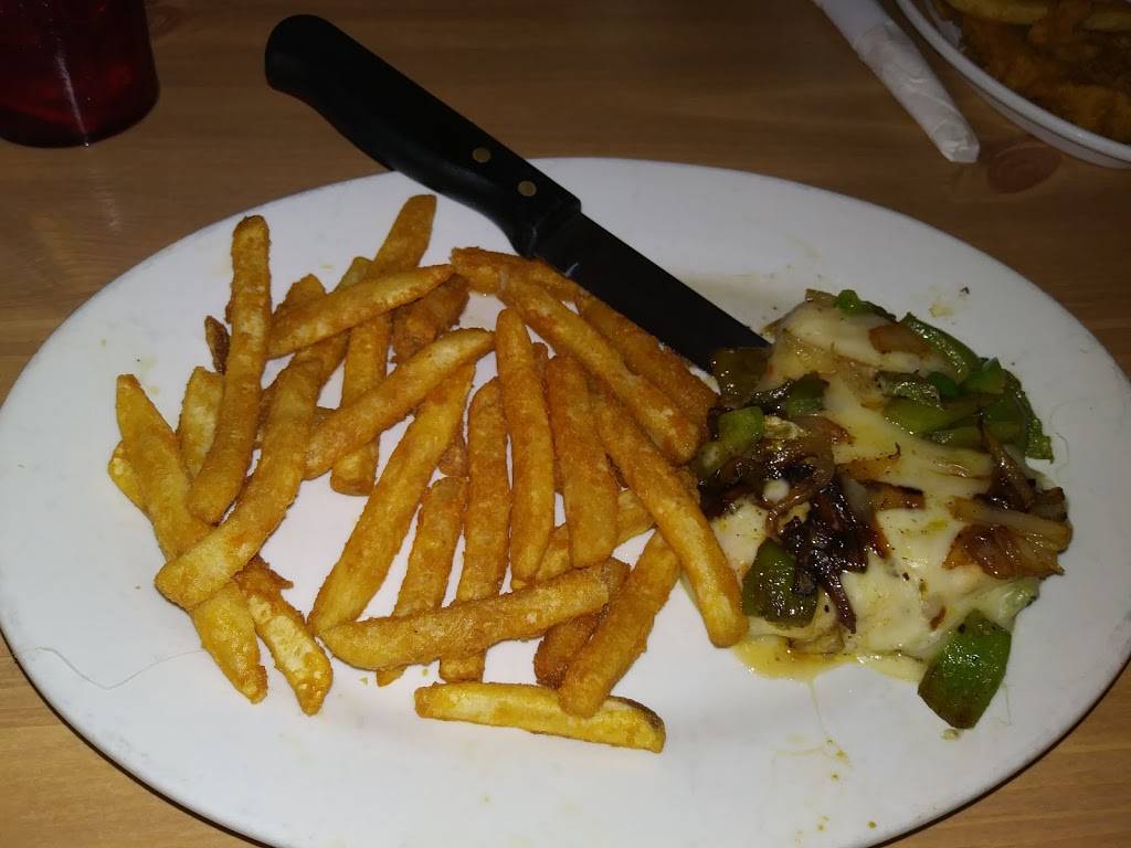 Simmer Down Lakeside Grill | restaurant | 315 N Lake Ave, Lake Butler, FL 32054, USA | 3864960844 OR +1 386-496-0844