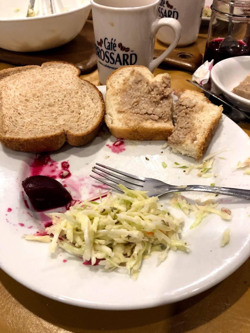 Cabane A Sucre Constantin | restaurant | 1054 Boulevard Arthur-Sauvé, Saint-Eustache, QC J7R 4K3, Canada | 4504732374 OR +1 450-473-2374