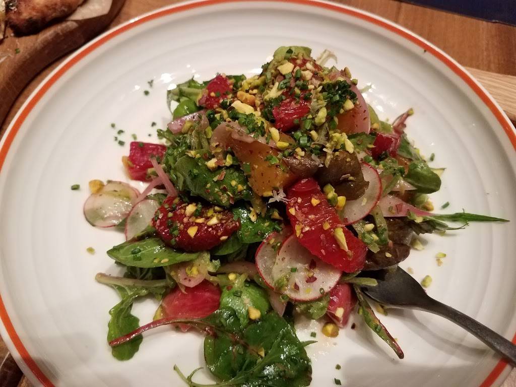 Heirloom | restaurant | 8398 N Fresno St, Fresno, CA 93720, USA | 5592289735 OR +1 559-228-9735