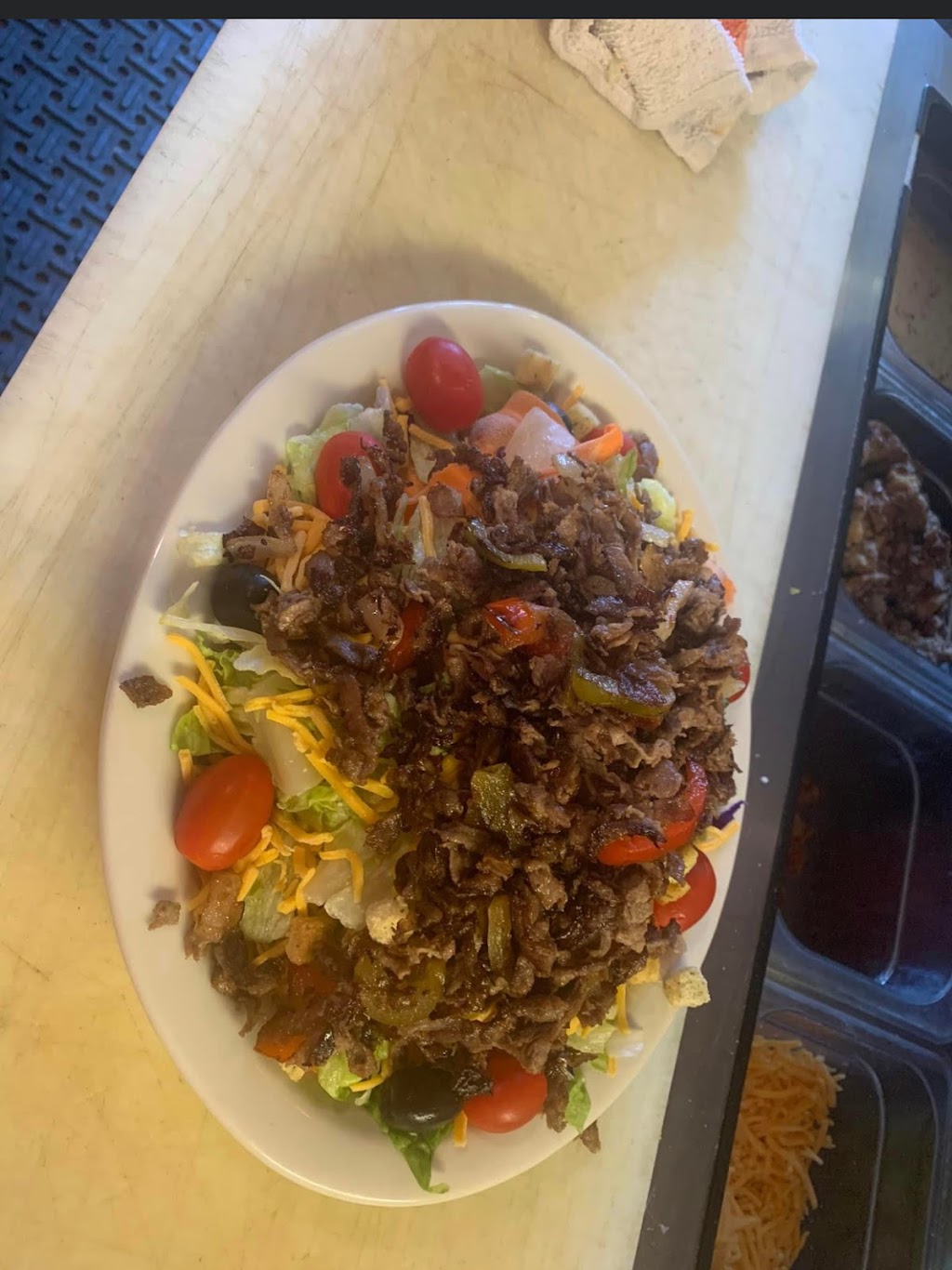 Au’Driana’s II | restaurant | 719 Broadway Ave, McKees Rocks, PA 15136, USA | 4123313002 OR +1 412-331-3002