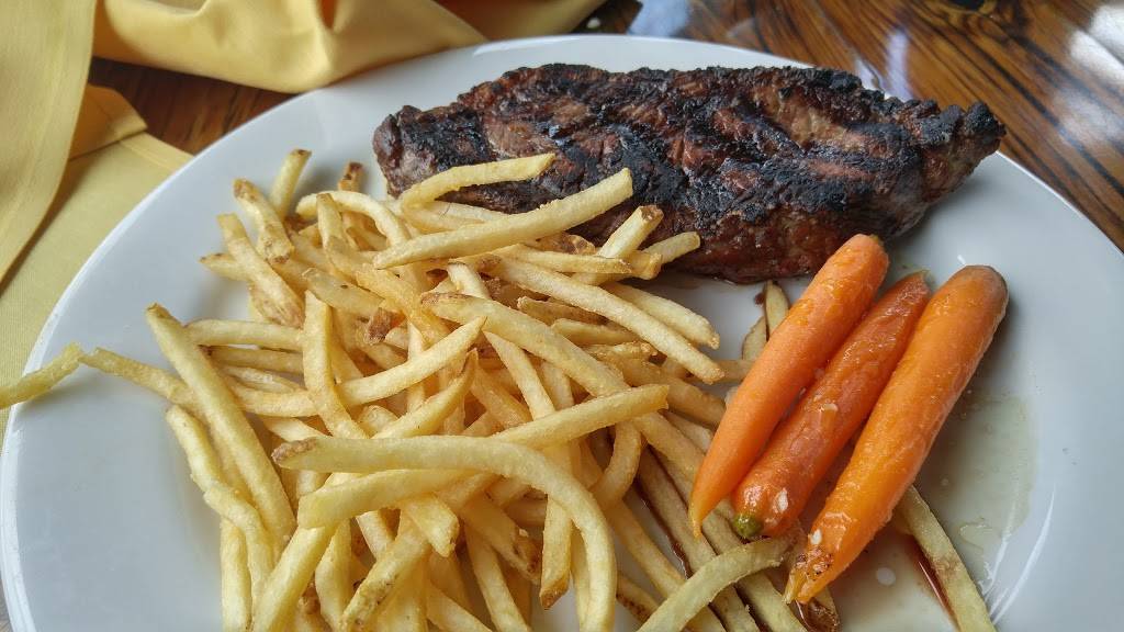 The Boatyard Grill | restaurant | 525 Old Taughannock Blvd, Ithaca, NY 14850, USA | 6072562628 OR +1 607-256-2628