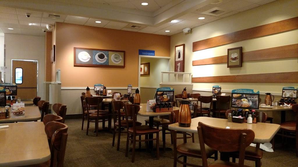 IHOP | bakery | 2910 N Main St, Walnut Creek, CA 94597, USA | 9259383111 OR +1 925-938-3111