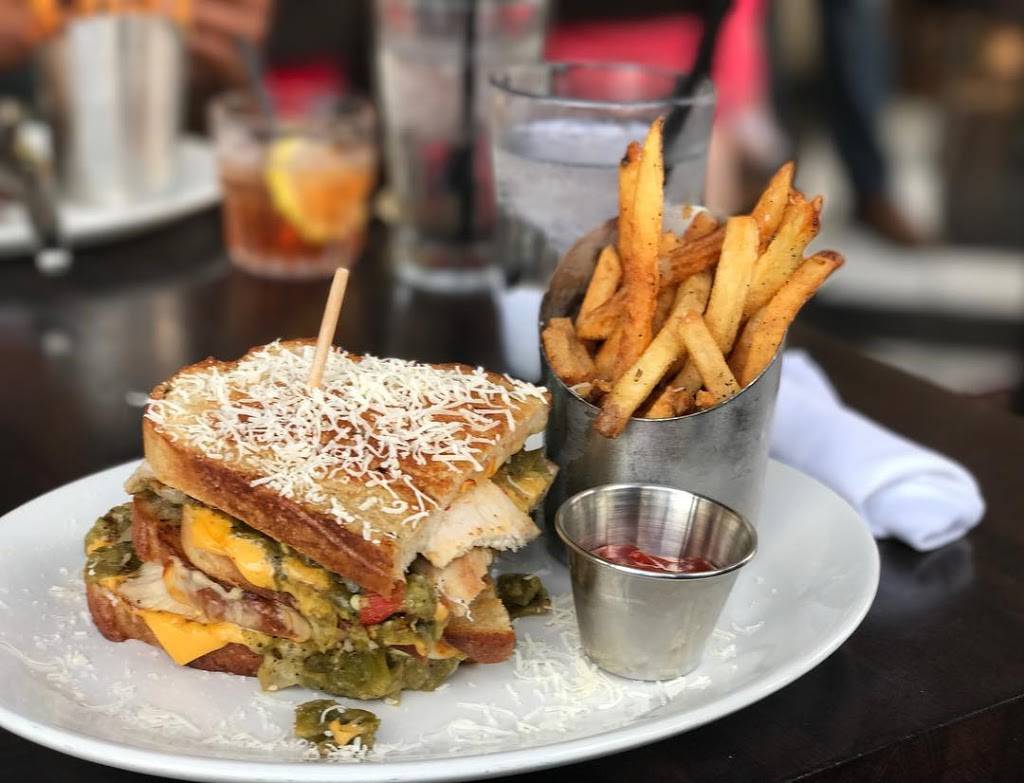 The General Public | restaurant | 17619 La Cantera Pkwy Suite 102, San Antonio, TX 78257, USA | 2109201101 OR +1 210-920-1101