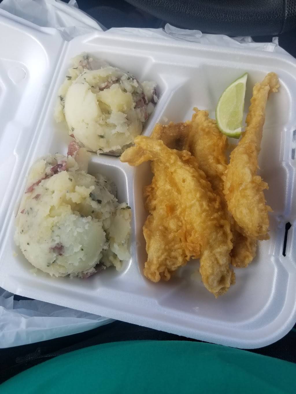 Captain Crabs Take Away | restaurant | 4775 NW 183rd St, Miami Gardens, FL 33055, USA | 3056204333 OR +1 305-620-4333