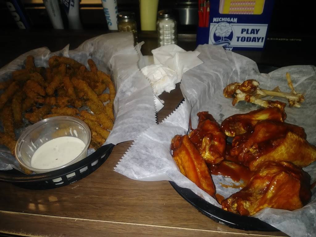 Gibbys Bar & Grill | restaurant | 139 W Main St, Mendon, MI 49072, USA | 2694964835 OR +1 269-496-4835