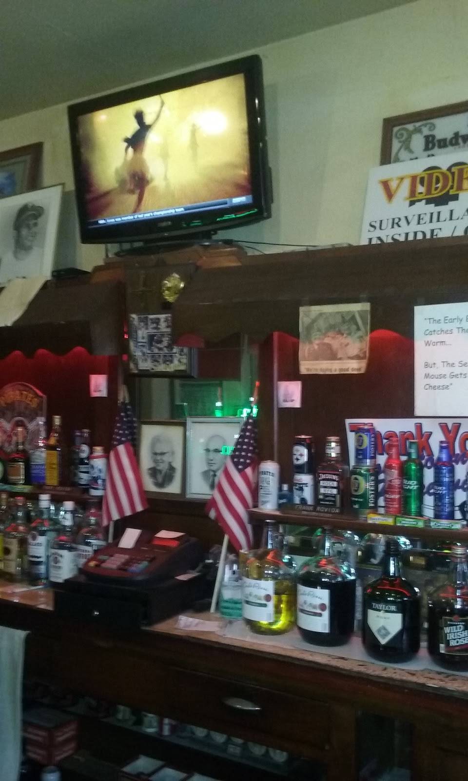 Rovidas Bar & Grill | restaurant | 834 Railroad St, Johnstown, PA 15901, USA | 8145394416 OR +1 814-539-4416