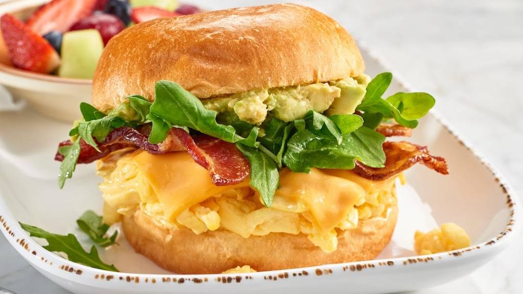 The Bistro – Eat. Drink. Connect. | restaurant | 420 Forsgate Dr, Cranbury, NJ 08512, USA | 60965599507502 OR +1 609-655-9950 ext. 7502