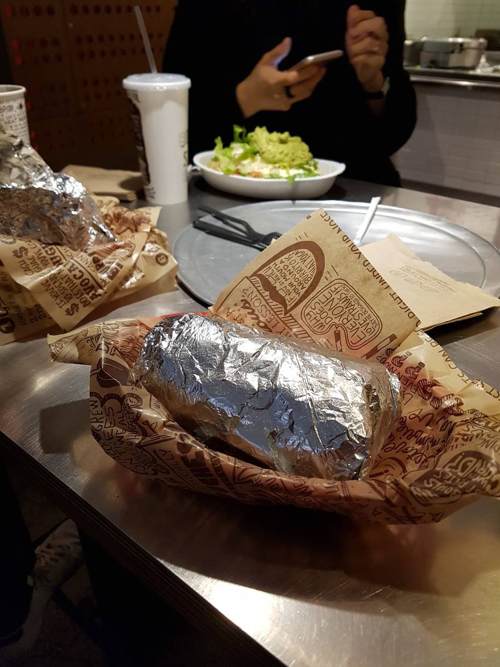 Chipotle Mexican Grill | restaurant | 281 Broadway, New York, NY 10007, USA | 2123853506 OR +1 212-385-3506