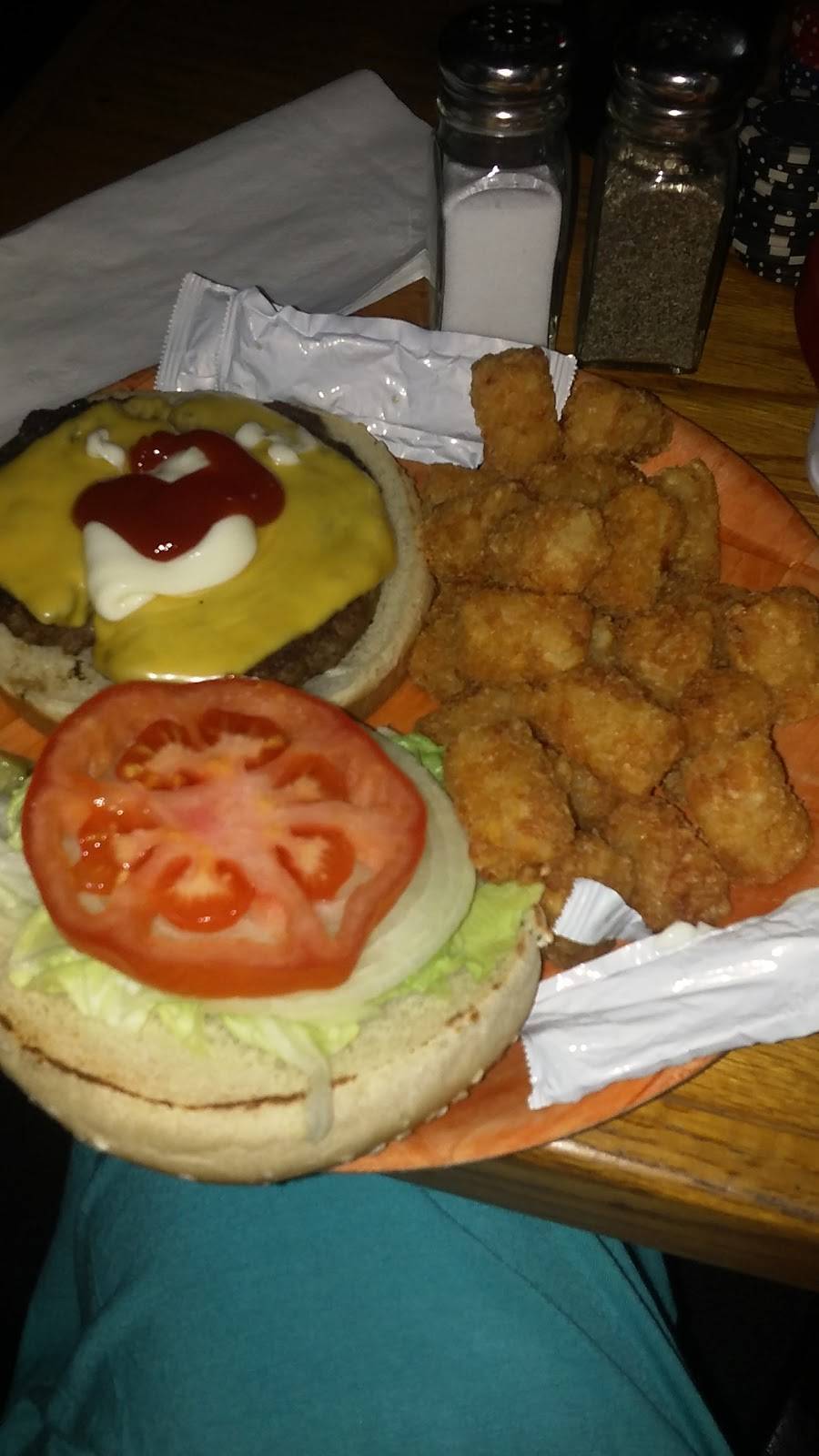 Sports Bar & Grill | restaurant | 1160 94th Ave N, St. Petersburg, FL 33702, USA | 7275772266 OR +1 727-577-2266