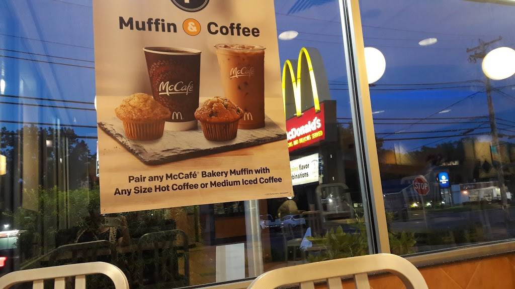 McDonalds | cafe | 982 Grafton St, Worcester, MA 01604, USA | 5087492931 OR +1 508-749-2931