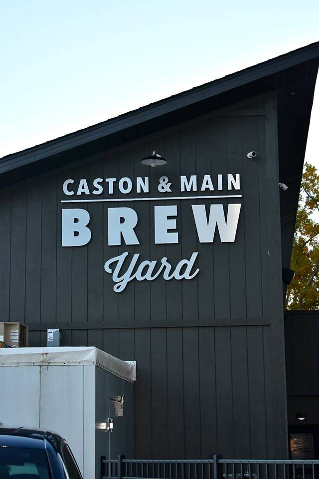 Caston & Main Brew Yard | restaurant | 5010 S Main St, Akron, OH 44319, USA | 3308822275 OR +1 330-882-2275