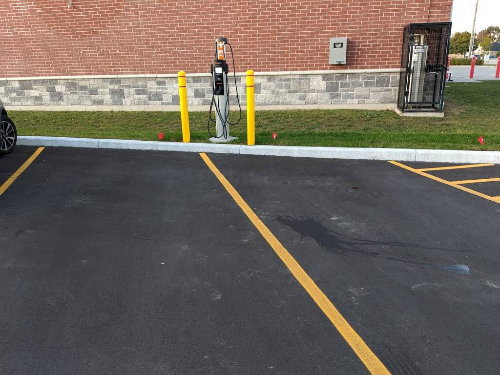 Wendys | restaurant | 154 Goderich St, Port Elgin, ON N0H 2C1, Canada | 2262568402 OR +1 226-256-8402