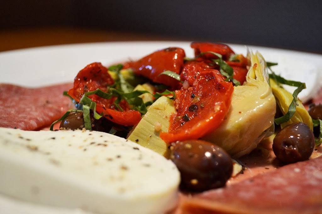 Travinia Italian Kitchen & Wine Bar | restaurant | 101 Sparkleberry Crossing Rd, Columbia, SC 29229, USA | 8034199313 OR +1 803-419-9313