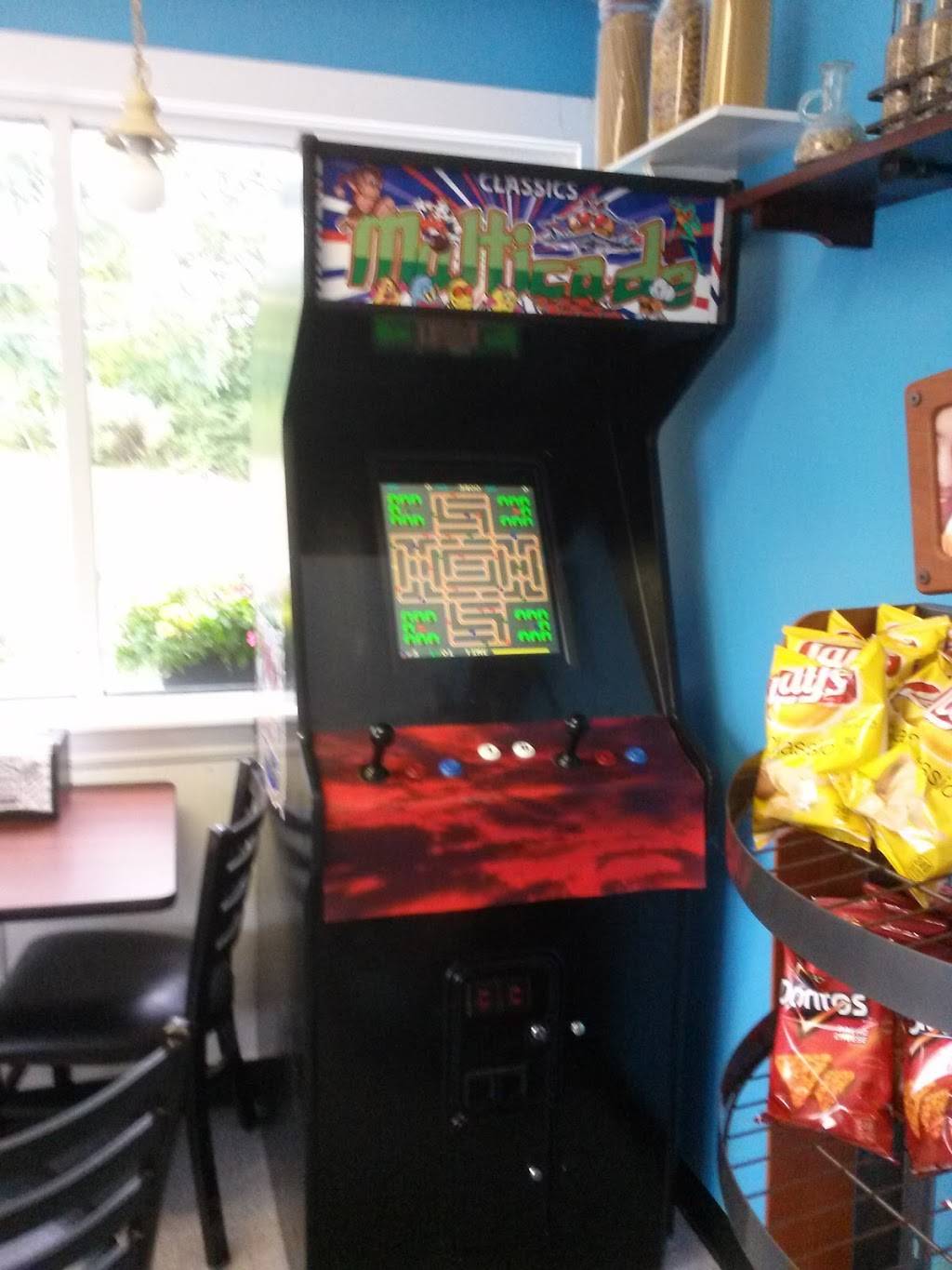 Bolis Pizza | restaurant | 700 State Rd, Plymouth, MA 02360, USA | 5082243671 OR +1 508-224-3671