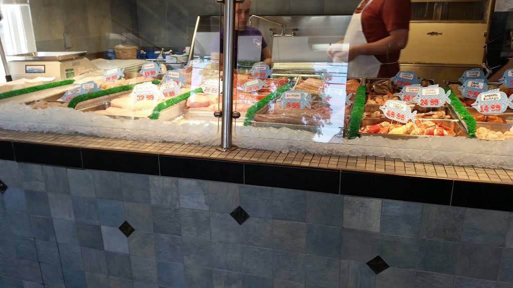 Nauset Fish & Lobster Pool | restaurant | 38 MA-6A, Orleans, MA 02653, USA | 5082551019 OR +1 508-255-1019