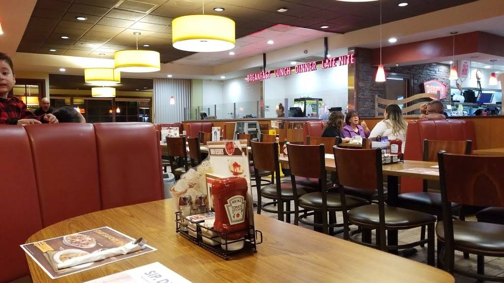 Dennys | restaurant | 5900 Atlantic Blvd, Maywood, CA 90270, USA | 3235603205 OR +1 323-560-3205
