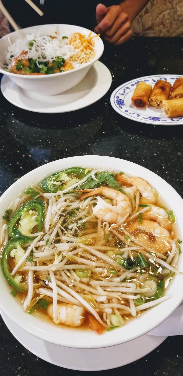 Pho Vinh Vietnamese Noodle House | restaurant | 349 Broadway, Chula Vista, CA 91910, USA | 6194226189 OR +1 619-422-6189