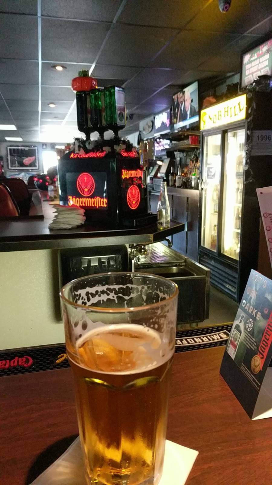 Nob Hill Bar & Grill | restaurant | 4218 S Sprinkle Rd, Kalamazoo, MI 49001, USA | 2693492965 OR +1 269-349-2965