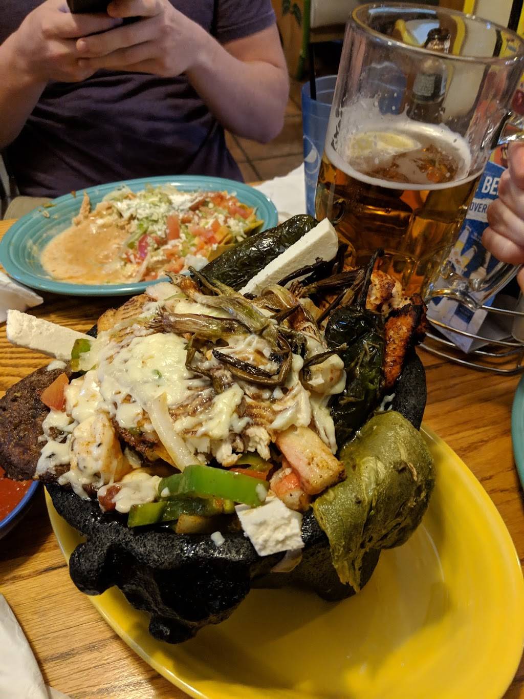 El Loro Mexican Restaurant | restaurant | 4749 East Highway 13, Savage, MN 55378, USA | 9527368307 OR +1 952-736-8307