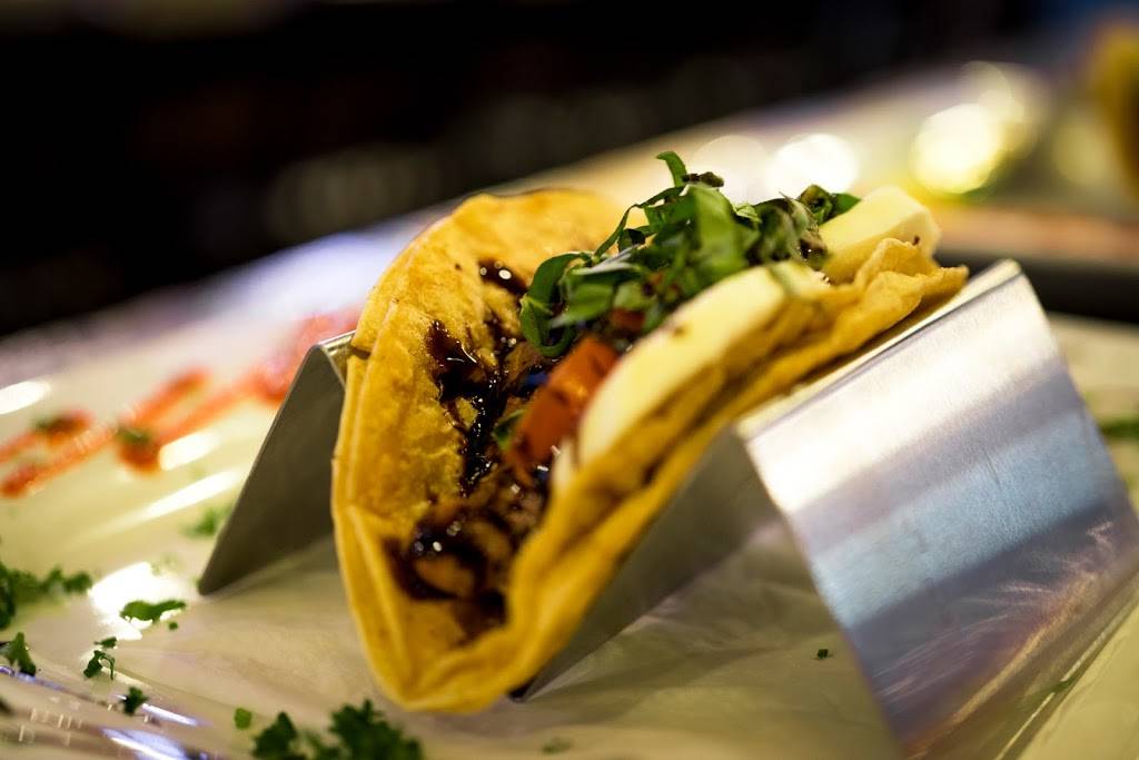 Tacos, Community & Beer | restaurant | 6449 Transit Rd, East Amherst, NY 14051, USA | 7164580380 OR +1 716-458-0380