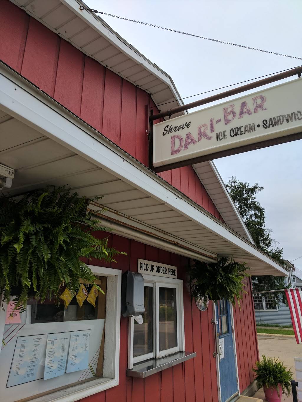 Shreve Dari-Bar | restaurant | 136 W South St, Shreve, OH 44676, USA | 3305672429 OR +1 330-567-2429