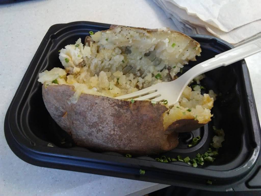 Wendys | restaurant | 14303 Bear Valley Rd, Victorville, CA 92392, USA | 7609567973 OR +1 760-956-7973